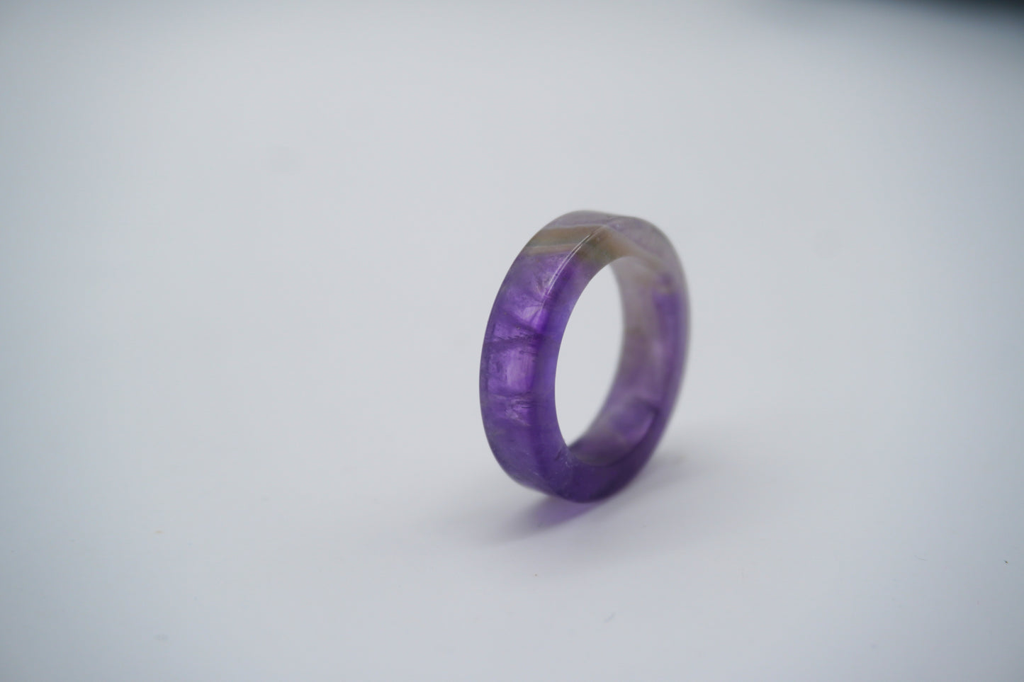 Anello in Ametista Naturale – Armonia da Indossare