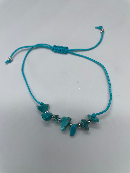 Bracciale con pietre naturali in turchese