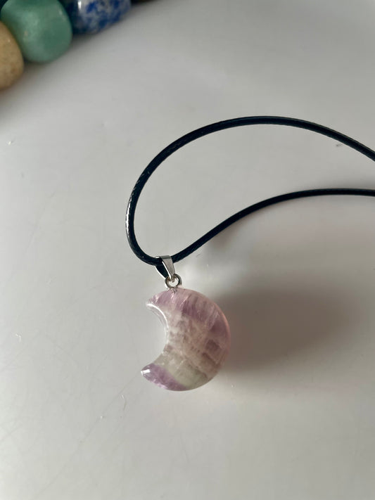 Collana in pietra naturale a forma di mezza luna #4