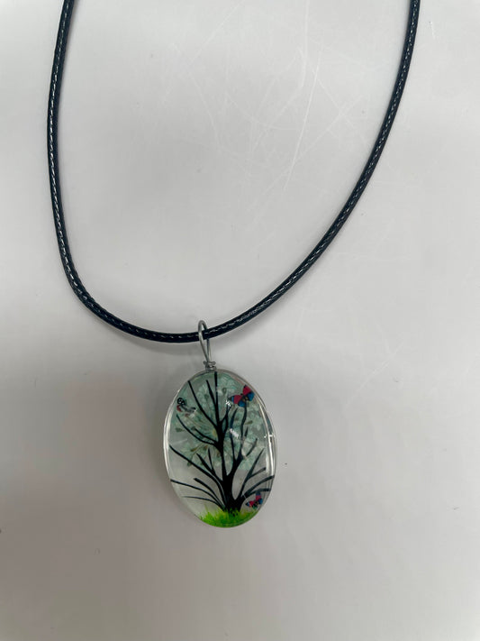 Collana con albero azzurrino