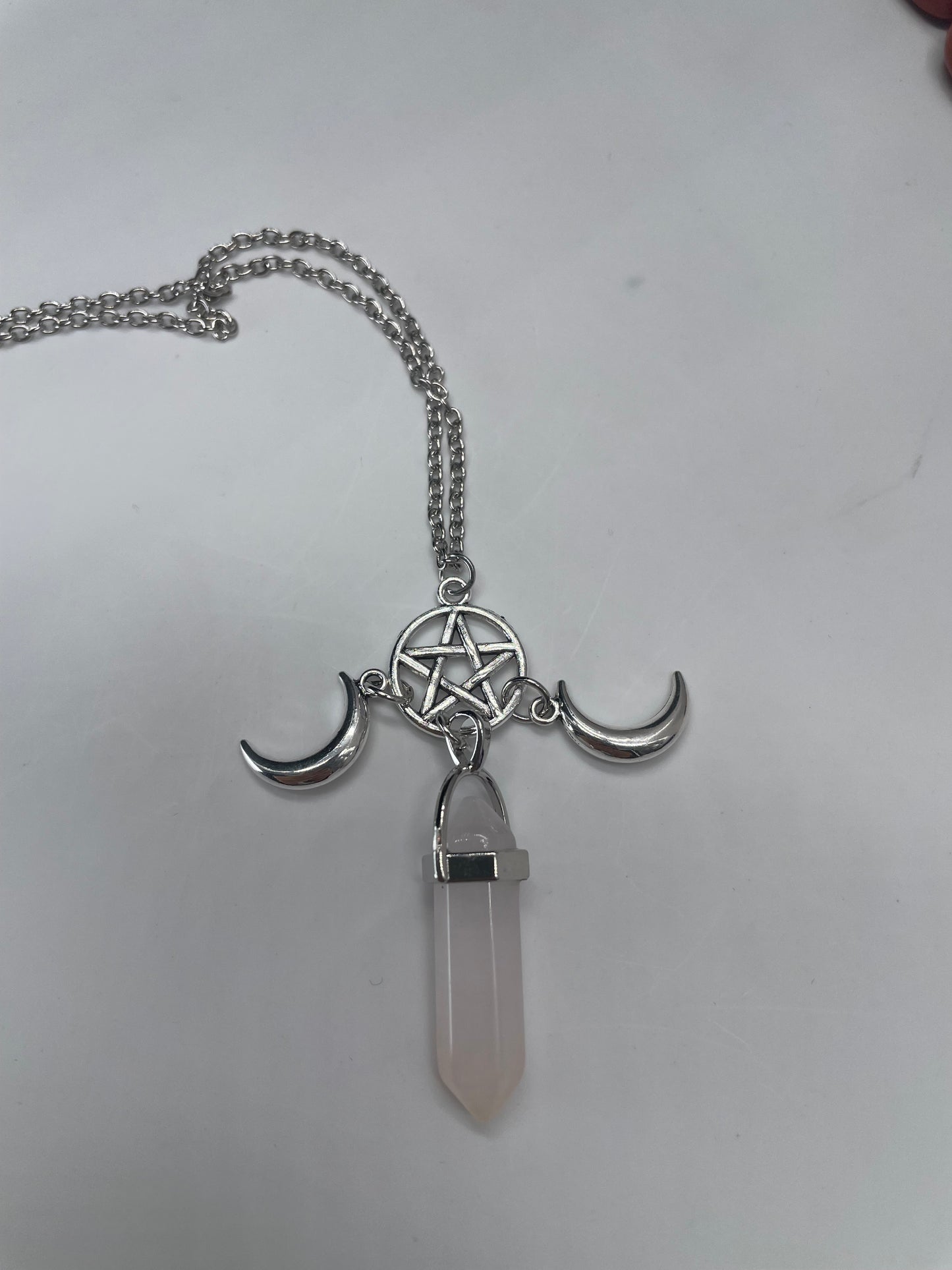 Pendente con pentacolo e lune crescenti