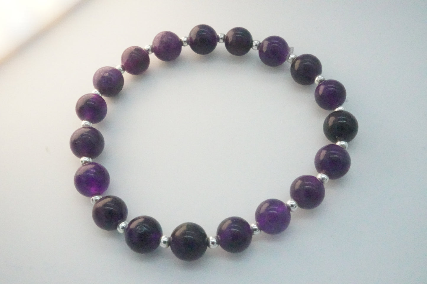 Bracciale in Ametista naturale – Calma, protezione e spiritualità