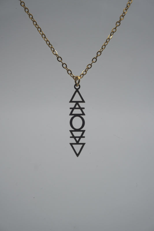 Collana con simboli dei quattro elementi color oro