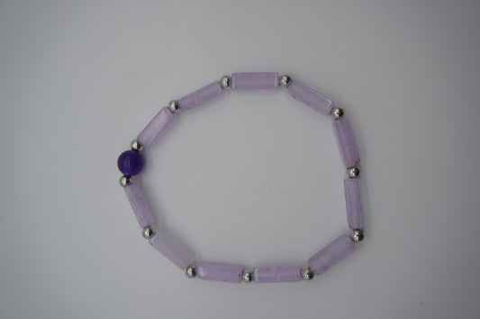 Bracciale in Ametista Lavanda e Sfera Viola – Eleganza Sottile