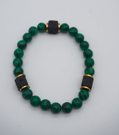 Bracciale in Malachite con Pietre Laviche – Potere, Eleganza, Energia